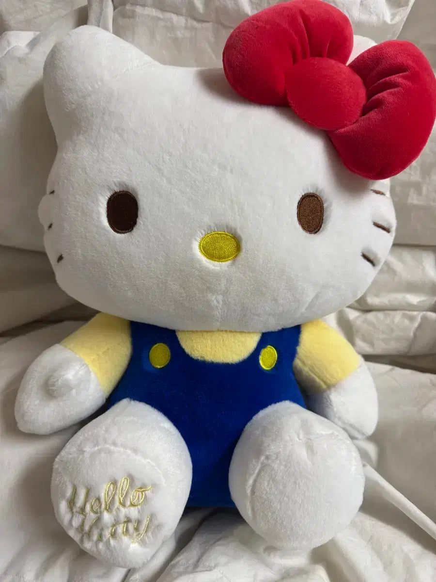 Genuine Sanrio Hello Kitty Classic Plush Doll: Blue Overalls & Red Bow 20cm