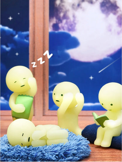 Dreams SMISKI Glow-in-the-Dark Decorative Mini Figure